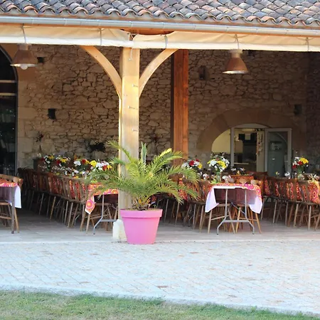 Le Vignal Holiday home