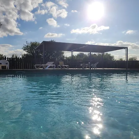Holiday home Le Vignal