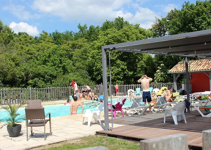 Feriehus Le Vignal *