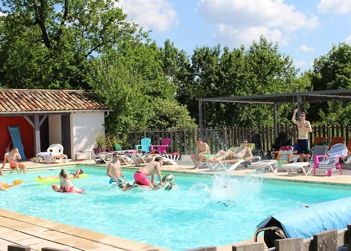 Le Vignal Feriehus *