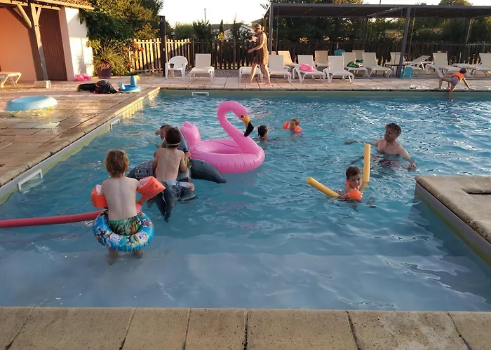 Le Vignal Feriehus *