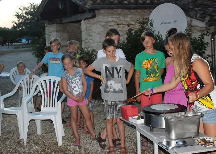 Le Vignal Feriehus *